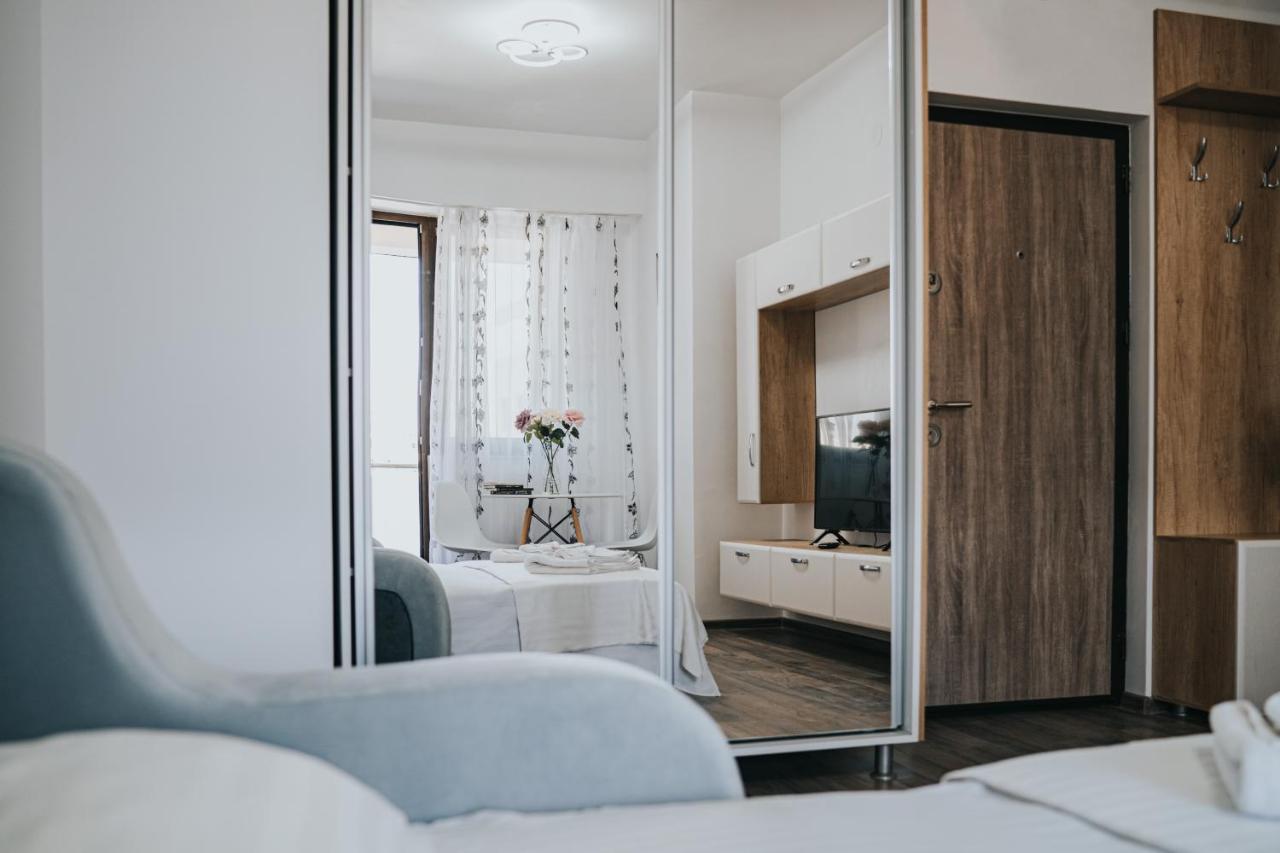 Palas Mall - Cozy Studios And Flats 이아시 외부 사진